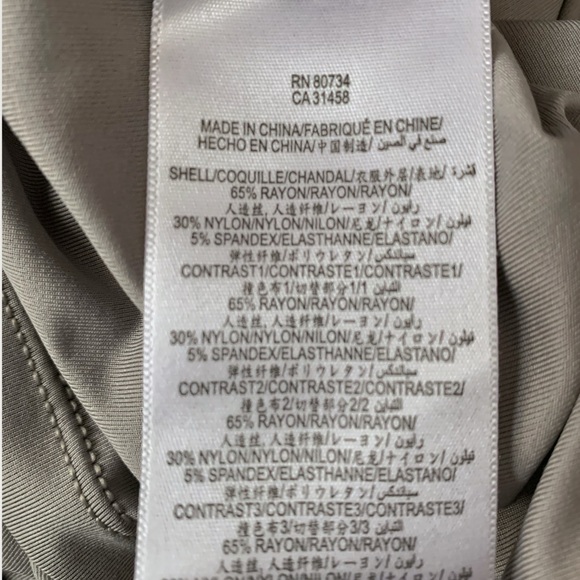 BCBGMAXAZRIA Colour Block Bodycon Dress - Picture 7 of 8